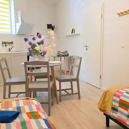 Elena Flat Lemon Hbf Appartement