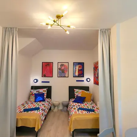 Elena Flat Lemon Hbf Appartement Duisburg